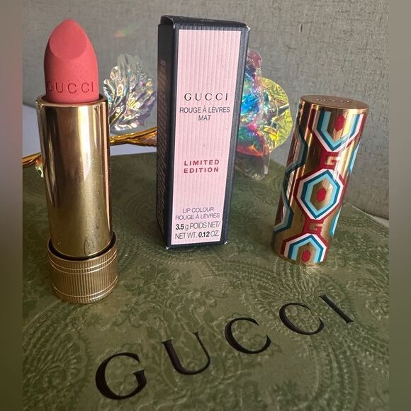 GUCCI LUXURY LIPSTICK – THEY MET IN ARGENTINA (208) | MATTE FINISH - Picture 6 of 17